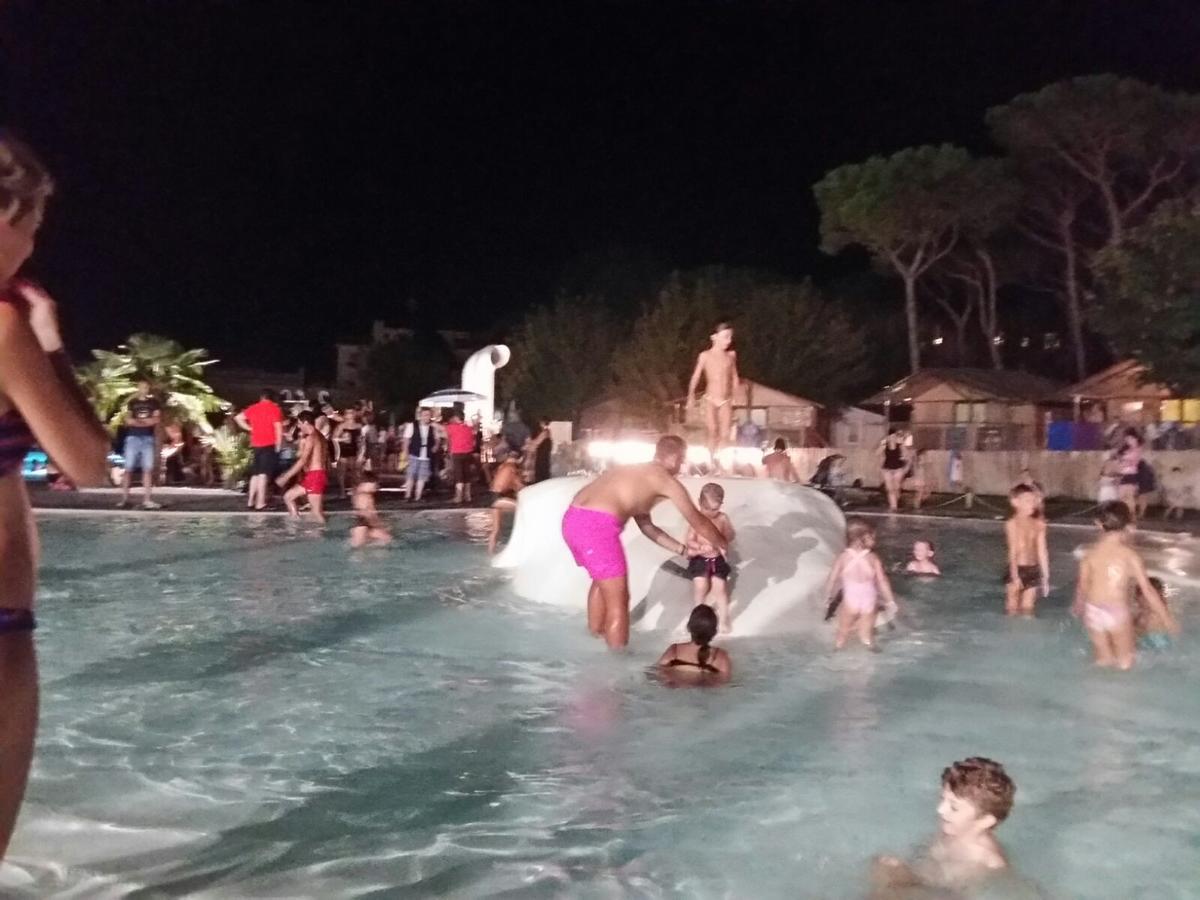 Camping Village Malibu Beach Lido di Jesolo Exteriör bild